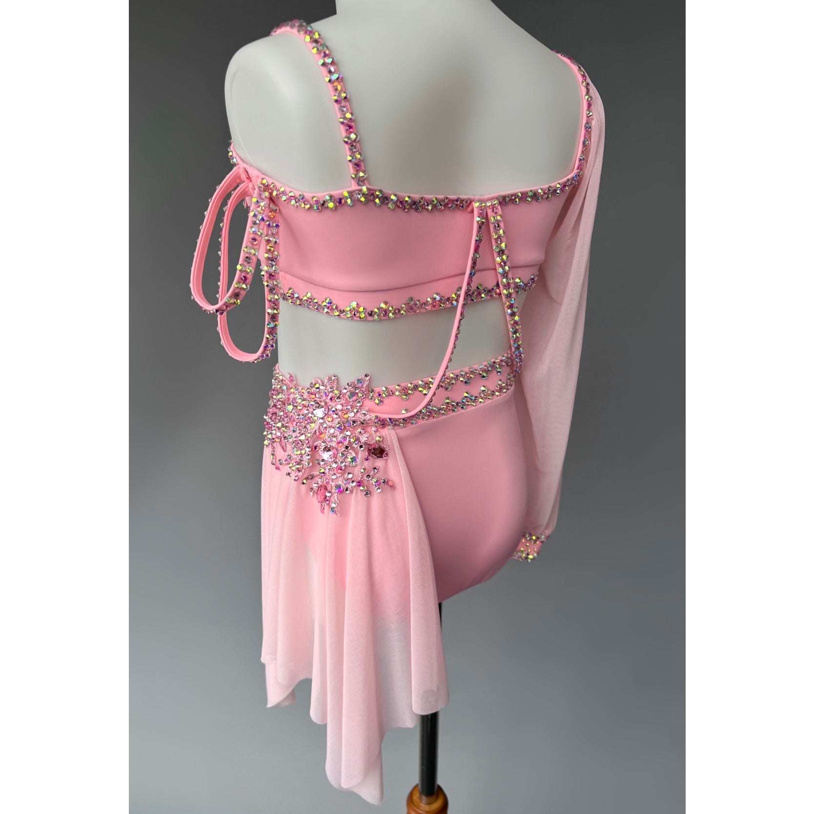 Size 8 | Warm Baby Pink Lyrical Dance Costume - Sparkle Worldwide